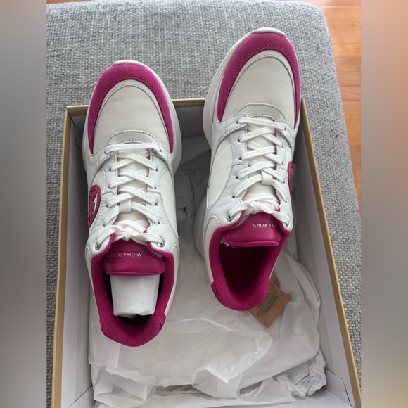 Michael Kors (Not Outlet ) Wild Berry Pink White Leather Suede Sneakers Size 9 - Picture 8 of 14
